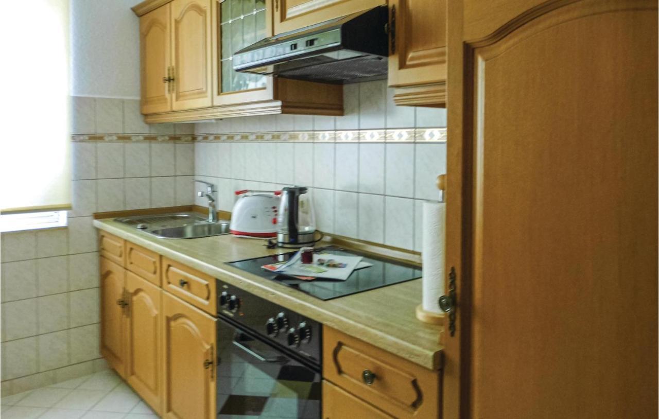 2 Bedroom Gorgeous Apartment In Luebtheen-Garlitz מראה חיצוני תמונה